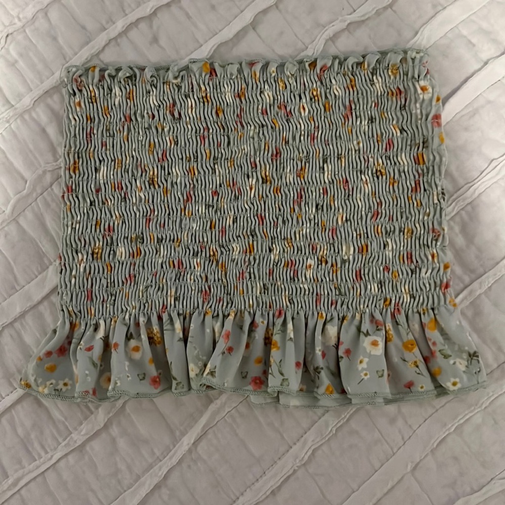 Forever 21 tube top. Teal with floral pattern